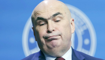 Majorarea salariului minim –  motiv de dispută în coaliție! Ministrul Muncii vrea, Bolojan s-ar opune!