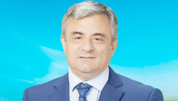 În lipsa activității politice proprii (sau măcar a tătucului Orban), Miuțescu postează de sfinți