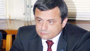 Adrian Miuţescu declară: Numirea subprefectului Kalman, prilej pentru întărirea economică a UDMR