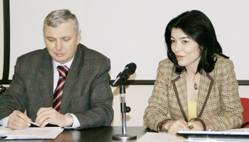 Echipă mobilă pentru copiii cu dizabilităţi din judeţ, prin D.G.A.S.P.C. Argeş