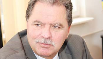 Cu DNA care-i suflă-n ceafă,  preşedintele CJ Argeş vrea  audit de la Deloitte, în valoare de 5,4 miliarde lei vechi