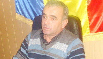 Primarul din Băiculești a plătit, din buzunar, aproape 100 de milioane lei vechi localnicei căreia nu i-a făcut drumul!