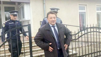 Marius Manole, fostul primar de la Aninoasa, pierde, din închisoare, încercarea de revizuire a pedepsei!