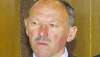 Davidescu acuză… Medicul Frătoaica a realizat lucrări la Spitalul Judeţean, fără licitaţie publică !