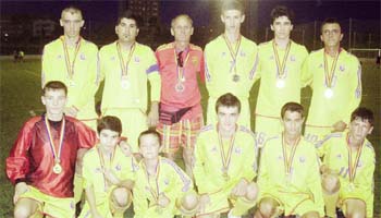 Fotbaliştii de la Steaua Cuceritorii Stîlpeni, victorioşi în Spania