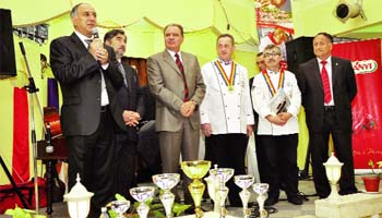 La restaurantul Cornul Vânătorului, zeci de specialişti în gastronomie s-au întrecut în artă culinară
