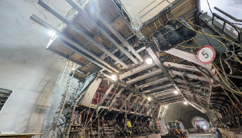 ”Constructorii de la Porr dau o lecție de cum se construiește un tunel rutier între Curtea de Argeș și Tgveni”