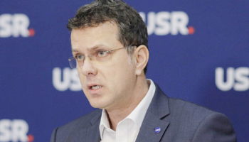 Ionuț Moșteanu a dat cu oiștea-n gard! Cum  l-a torpilat pe Nicușor Dan,  în ultimele zile de campanie?