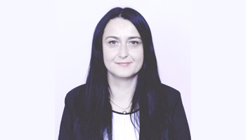 Din ciclul: ”Offf, viața mea…”.  Deputatul AUR Cristina  Butură a votat moțiunea  anti-Bolojan ca să aibă Curtea de Argeș apă potabilă…