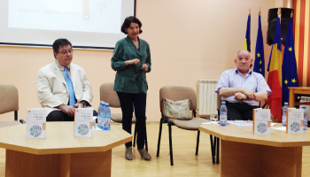 Realizatorul și producătorul de televiziune  Raluca Tudor  a venit  “Cu blogul pe glob” la Biblioteca Județeană Dinicu Golescu Argeș