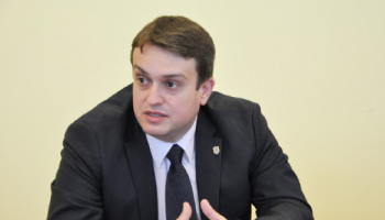 Prefectul Mihai Oprescu:  “Colegiile prefecturale nu trebuie  să se transforme într-o şuetă  şi nici într-o cântare a României”