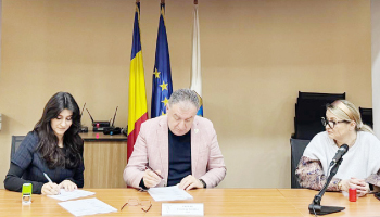 Platforme noi de containere îngropate pentru colectare selectivă, în Pitești!