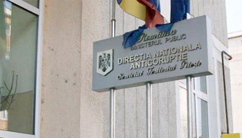 Dosarul mitei de 50.000 de euro de la Spitalul Județean a ajuns, în sfârșit,  la Tribunalul Argeș