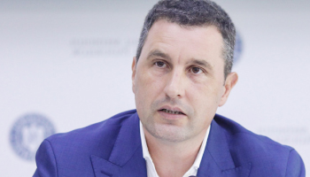 Din ciclul: ”Să se revizuiască, primesc! Dar să nu se schimbe nimica”.  Tanczos Barna: ”Varianta de 300 de parlamentari este o variantă periculoasă la adresa democraţiei”