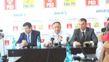 Prima conferinţă de presă comună a U.S.L. Au lipsit doar artificiile…