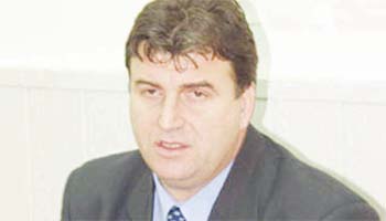 Gingăraş ştie că va mai lua conducerea la câteva deconcentrate din Argeş, dar nu ştie câţi membrii are partidul pe care îl conduce