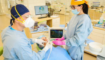 Clinica de Medicină Dentară Dr. TEO  – Zâmbim oricând împreună! Durata implanturilor dentare