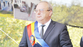 Primarul de la Bascov cumpără panseluțe de peste 3.000 de euro