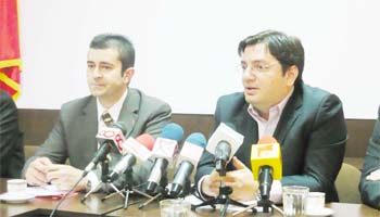 Şeful tinerilor pesedişti, Nicolae Bănicioiu, a venit la Piteşti să-l atace pe Mircea Andrei