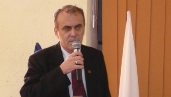 Primarul orașului Mioveni, Ion Georgescu: ”Când apare o problemă, toţi cei de la deconcentrate zic că primarul să ne trimită, primarul  să facă mai ştiu eu ce. Mai dă-l dracu’ şi de primar!”