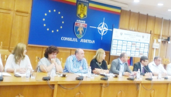 Deşi are deficit de personal,  90% din alocarea Casei Naţionale de Asigurări de Sănătate pentru Spitalul Judeţean Argeş se duce pe salarii