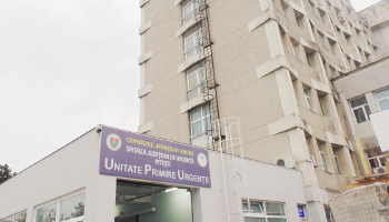 Luarea de mită nu este urgență în justiție. Doctoriță șpăgară de la Spitalul Județean Pitești – trimisă în judecată, cu amânări,  pentru corupție!