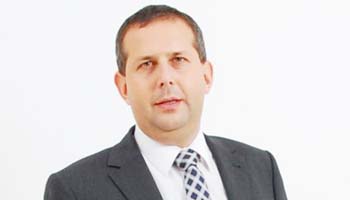 Vicepreşedintele PNL Argeş, Theo Nicolescu, este speriat de o posibilă campanie electorală agresivă a partidului de guvernământ