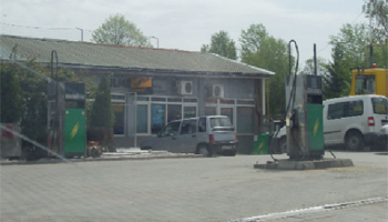 S.C. Dragon Oil Star S.R.L., una  din cele mai scumpe benzinării din oraş, este  abonată la banii publici