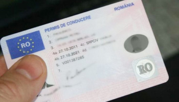 Un argeșean a vrut să fie șofer cu acte false. Cine l-a dat pe mâna poliției