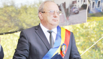 Primarul din Bascov a dat în judecată Curtea de Conturi