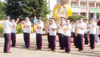 Tensiune în spațiul cultural local. Cine dorește desființarea Fanfarei “Argeșul”?!