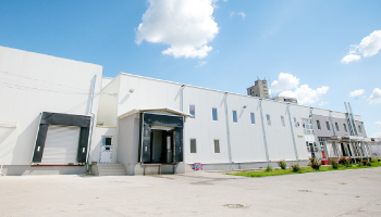Investiție spectaculoasă  a celor doi asociați de la Macro: 1,5 milioane de euro  în ferma de la Costești