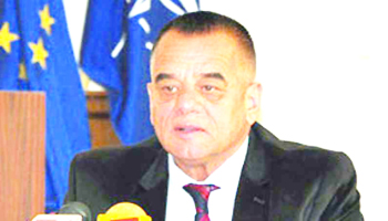 Primăria Pitești  va aloca bani pentru a ajuta elevii care nu au posibilitatea să participe la cursurile online