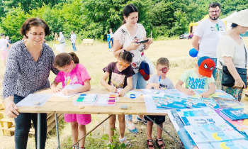 Biblioteca Județeană „Dinicu Golescu” Argeș în slujba comunității  la Festivalul „Rădăcini Argeșene”