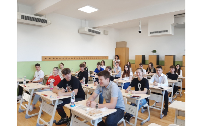 Elevii de clasa a VIII-a încheie cursurile vineri, 12 iunie