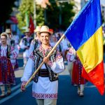 Restricții de circulație pentru Parada Festivalului Internațional de Folclor „Carpați”