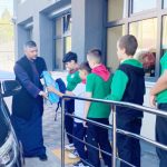 Fabrica de ghiozdane de la Călinești funcționează!