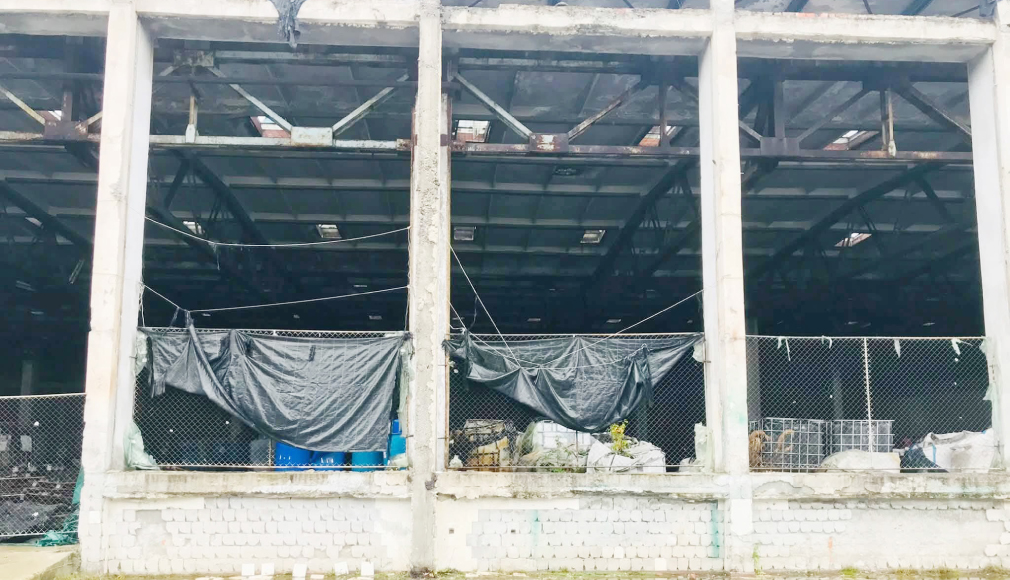 Se încheie coșmarul la Câmpulung Muscel. Pași decisivi pentru eliminarea celor 1.600 de tone de deșeuri periculoase de pe fosta platformă ARO